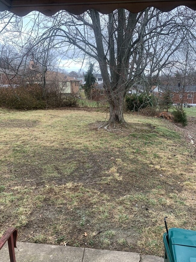 Building Photo - Charming 4-bedroom, 2-bathroom home located in the Covedale area