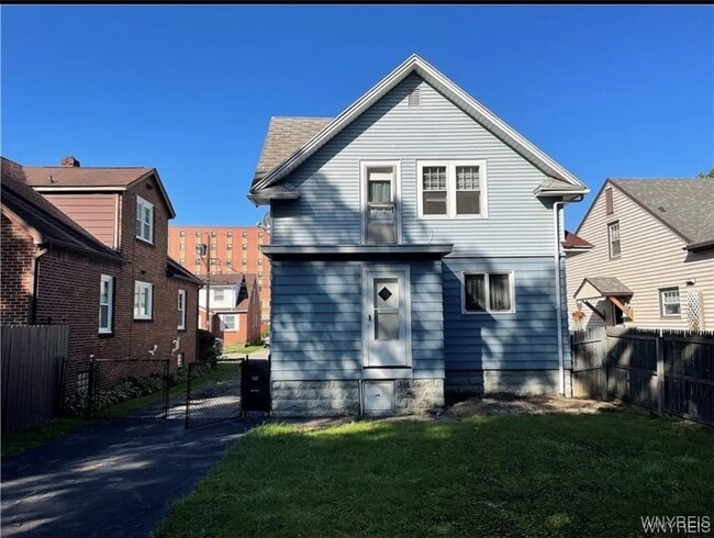 Building Photo - 56 Reed Ave