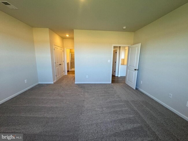 Building Photo - 51 Trout Lily Dr