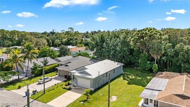 Building Photo - 10004 Connecticut St