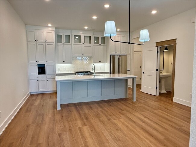 Building Photo - 825 NW 14th St