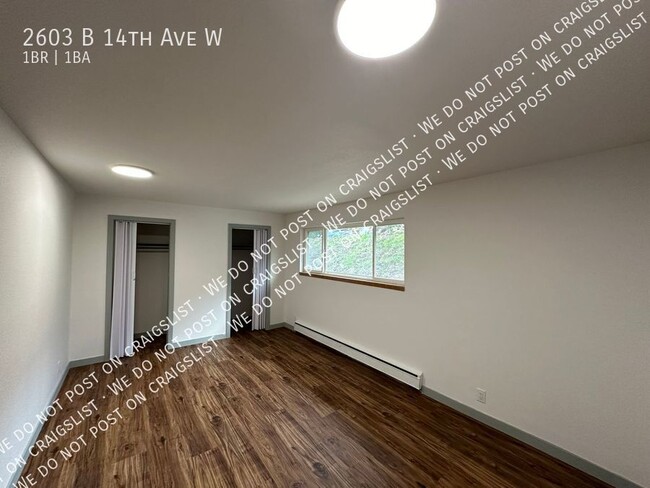 Building Photo - Queen Anne large Renovated 1Bedroom