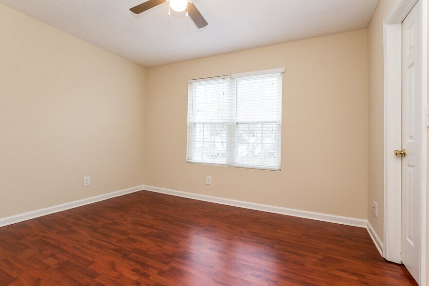 Building Photo - 3019 Sentinel Cir
