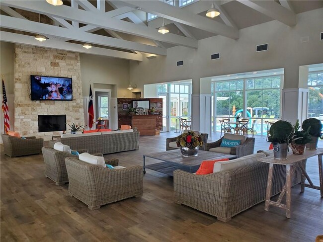 Building Photo - 409 La Dera Dr
