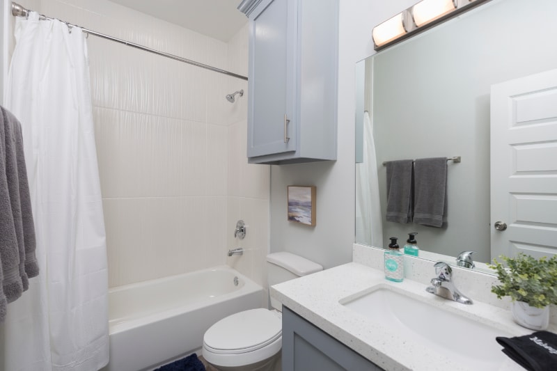 Building Photo - 3405 E Zinnia Ave