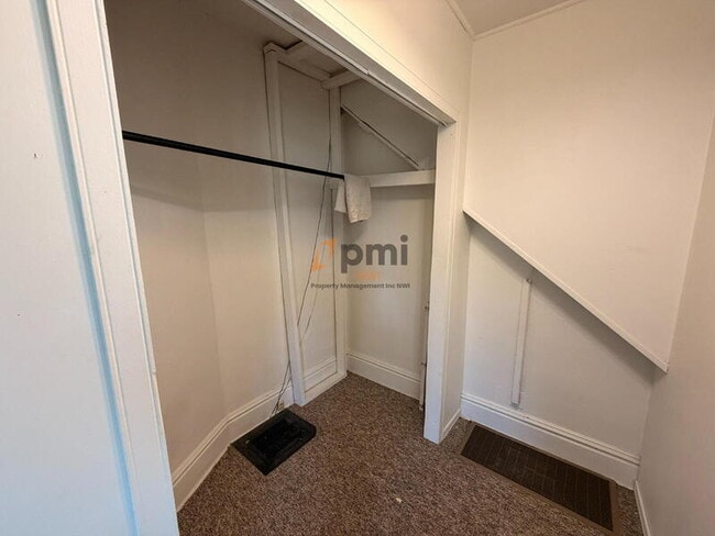 Building Photo - 1008 2nd St