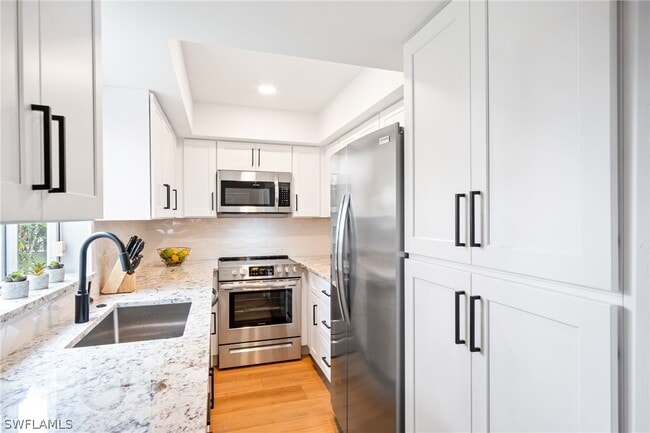 Building Photo - 1275 7th Ave N