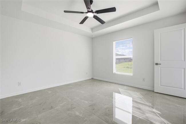 Building Photo - 416 Pinehurst Ave