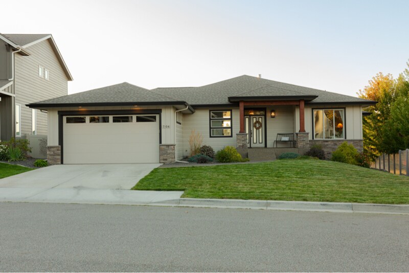 Primary Photo - 7104 S Pheasant Ridge Dr