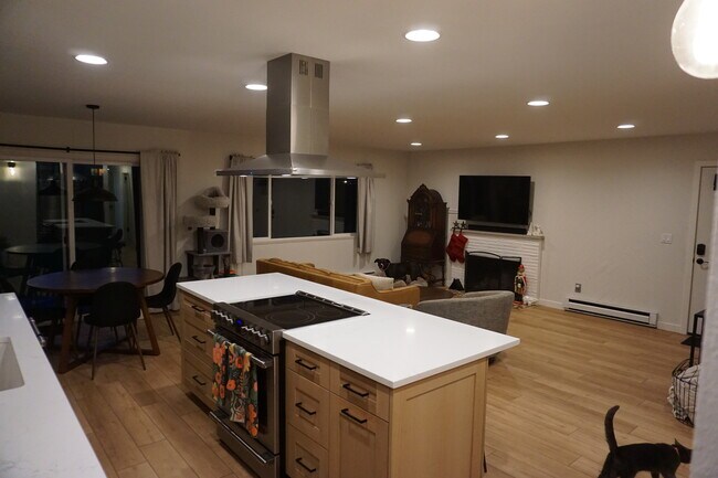 Kitchen - Living View - 16572 SW 10th St