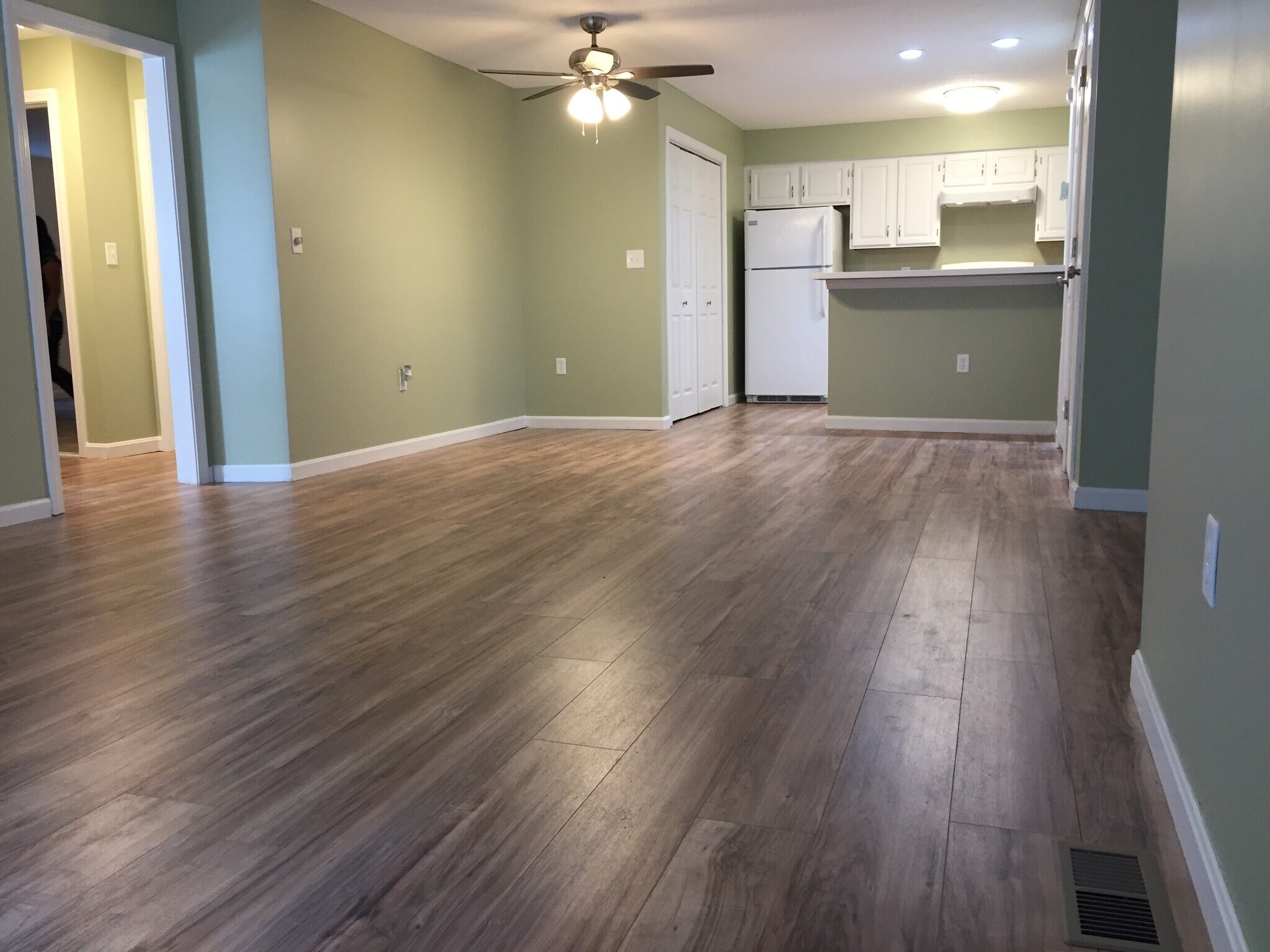 Building Photo - 507 Ashmead Cmn