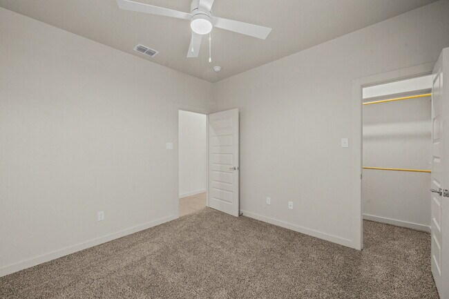 Building Photo - Brand New Townhomes in Frenship!