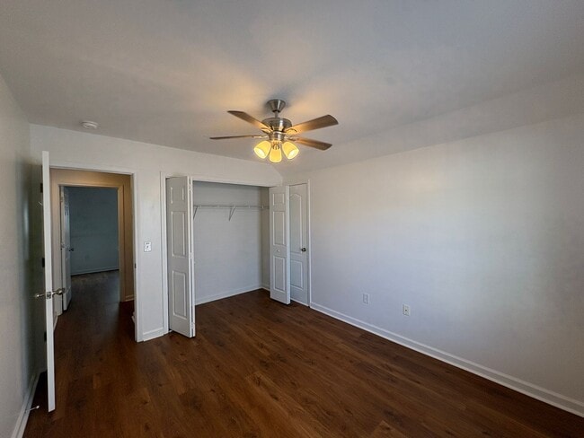 Building Photo - Charming 3/2.5 Easley Home Available Now!