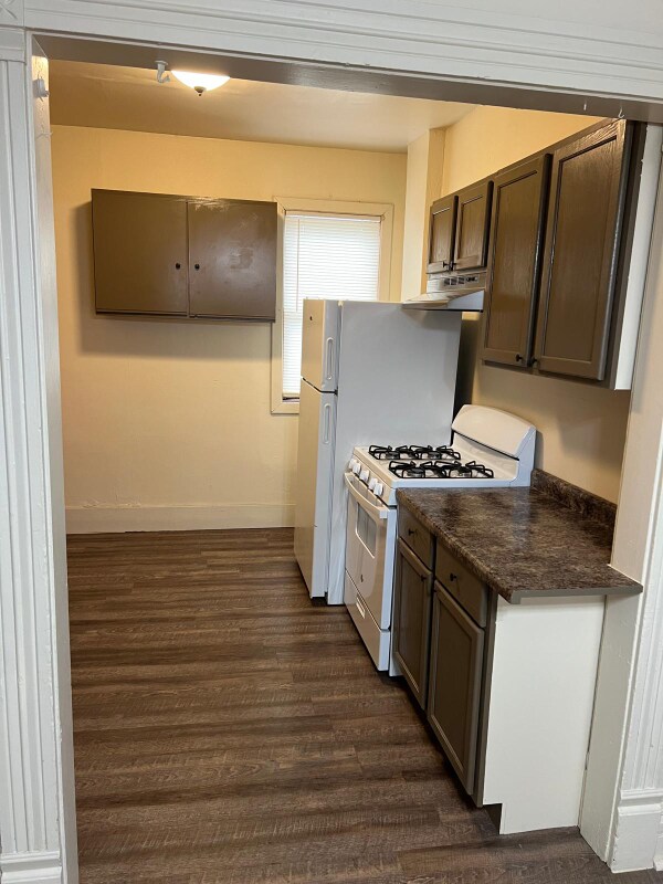 Building Photo - 1050 9th St