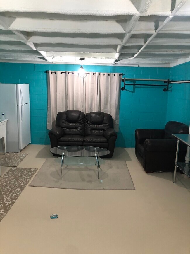 Building Photo - 3701 Southmoor Ln