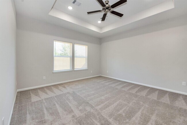 Building Photo - 1683 Rd 3556