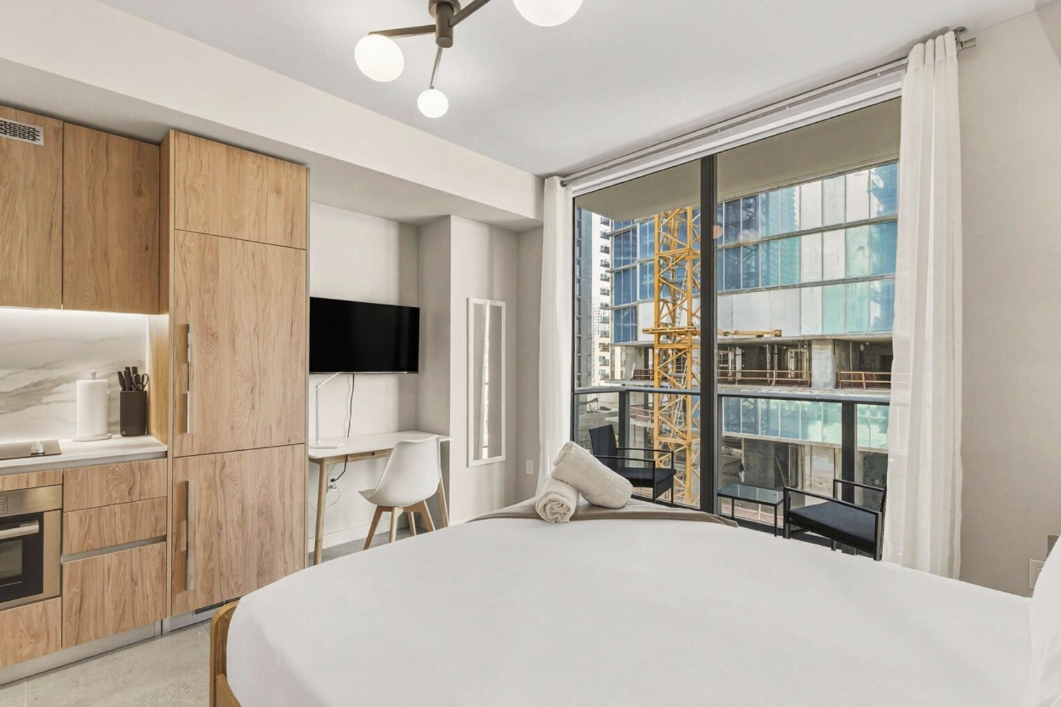 Building Photo - 11 NE 6th St