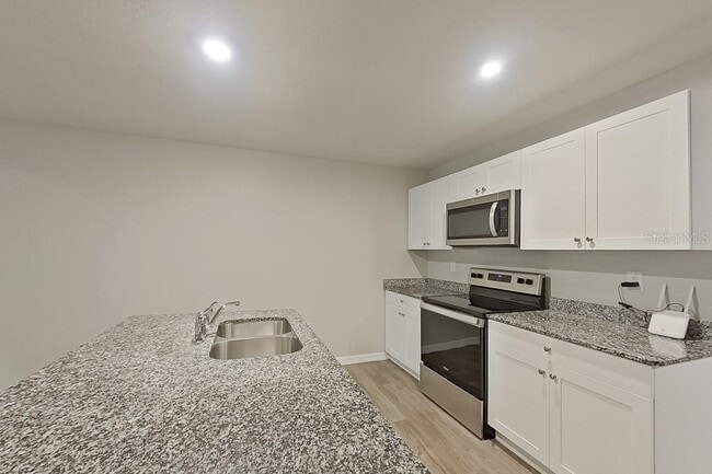 Building Photo - 9117 Aegean Cir