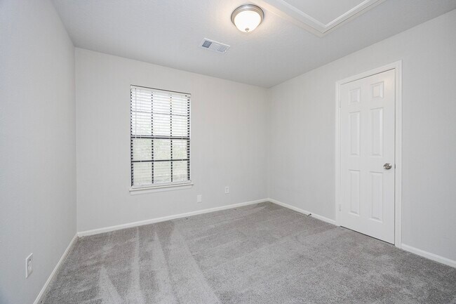 Building Photo - 86 W Stony Bridge Cir