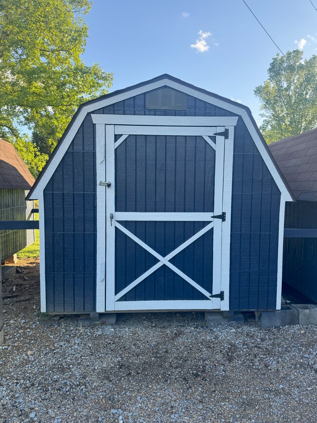 Building Photo - 5573