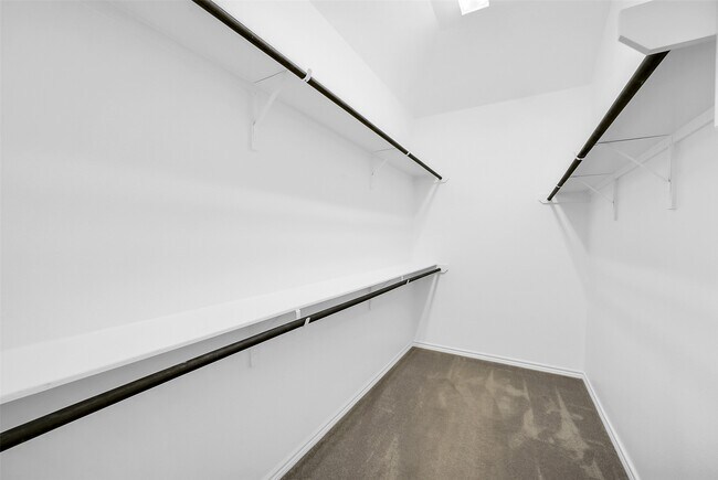 Building Photo - 1309 Tan Gable Ln