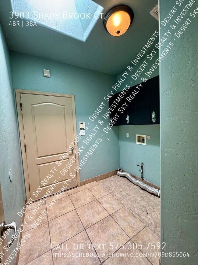 Building Photo - 3903 Shady Brook Ct