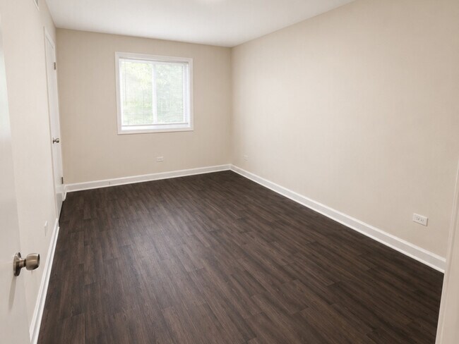 Building Photo - 228 E Rimini Ct