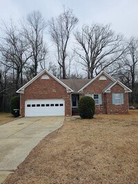 Building Photo - 4014 Yarmouth Rd