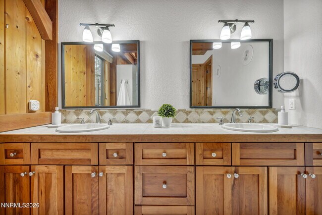 Building Photo - 54 Bennington Ct