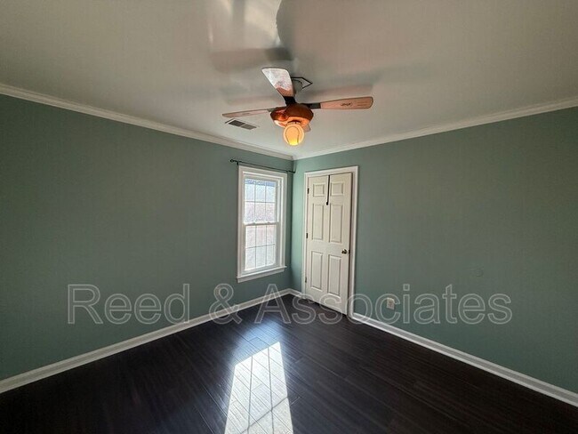 Building Photo - 596 Duck Call Cove