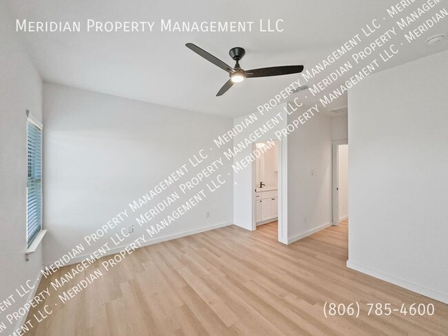 Building Photo - 5805 URBANA-