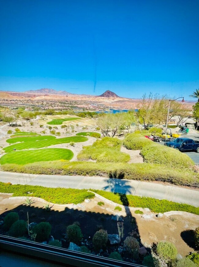 Building Photo - WONDERFULLY UPGRADED “GOLF VILLA” IN: GUAR...