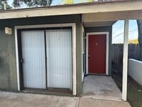 Building Photo - 2813 Parker Ln