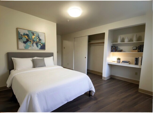 Building Photo - Evergreen Vista I & II Apartments