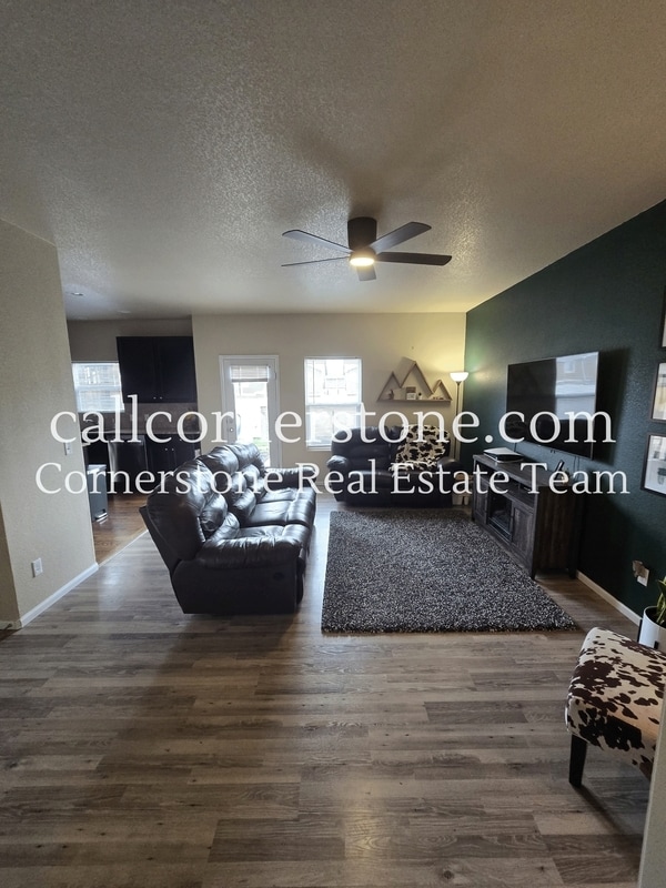 Building Photo - 4230 Arvol Cir
