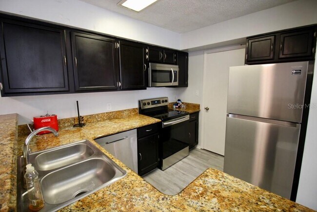 Building Photo - 4663 Cason Cove Dr