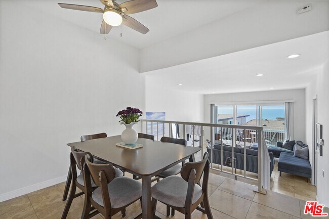 Building Photo - 18103 Coastline Dr