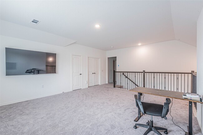 Building Photo - 1220 Gable Breeze Dr