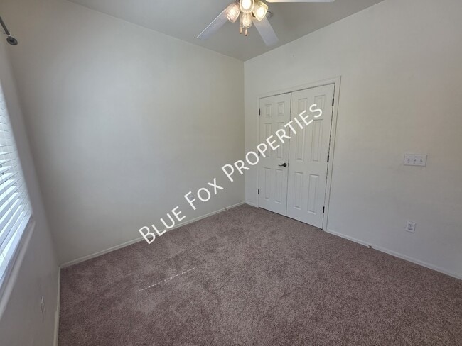 Building Photo - 3508 W Lost Village Ln
