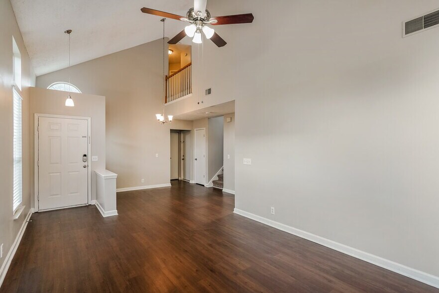 Building Photo - 3104 Chambley Ct