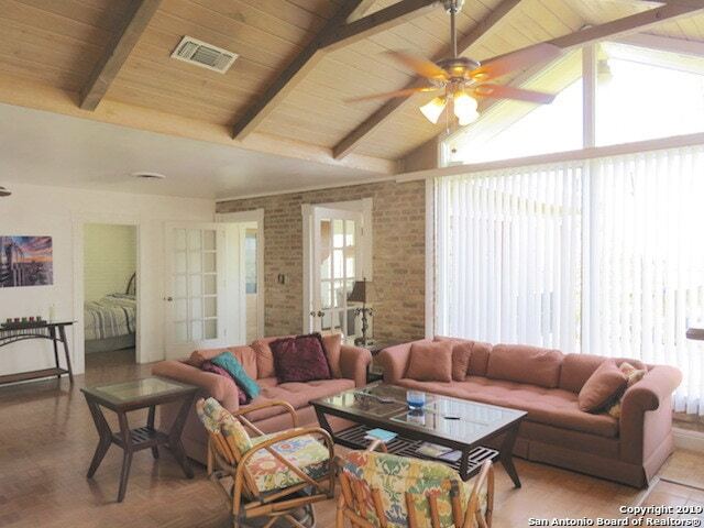 Building Photo - 241 Mount Pisgah Dr