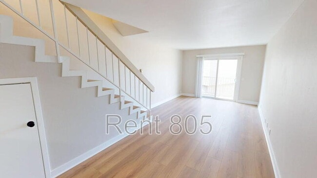 Building Photo - 309 E Surfside Dr