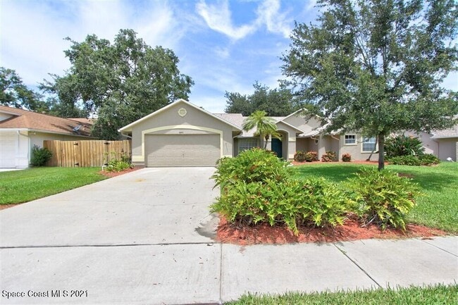 Building Photo - 4240 Wood Haven Dr