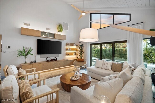 Building Photo - 504 Tierra Mar Ln E