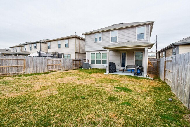 Building Photo - 17250 Texas Willow Dr