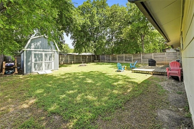 Building Photo - 9702 Oriole Dr