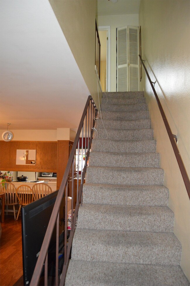 Building Photo - 515 N 200 E