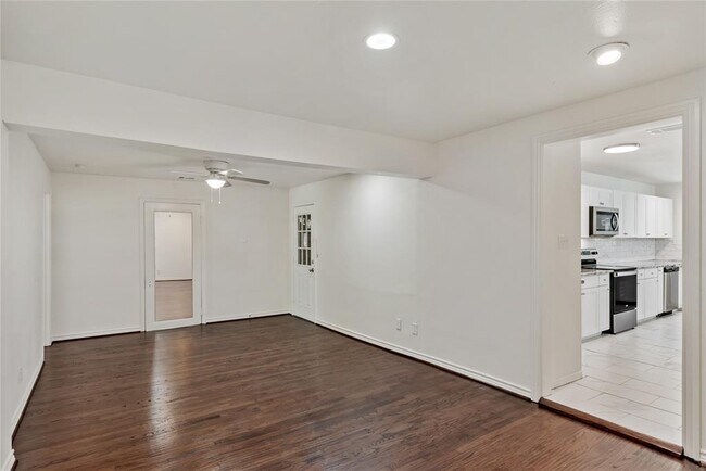 Building Photo - 933 Keith Pumphrey Dr