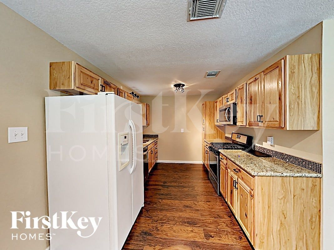 Building Photo - 3602 Willie Way
