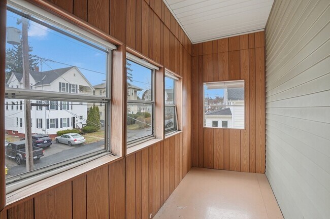 Building Photo - 34 King Philip Rd